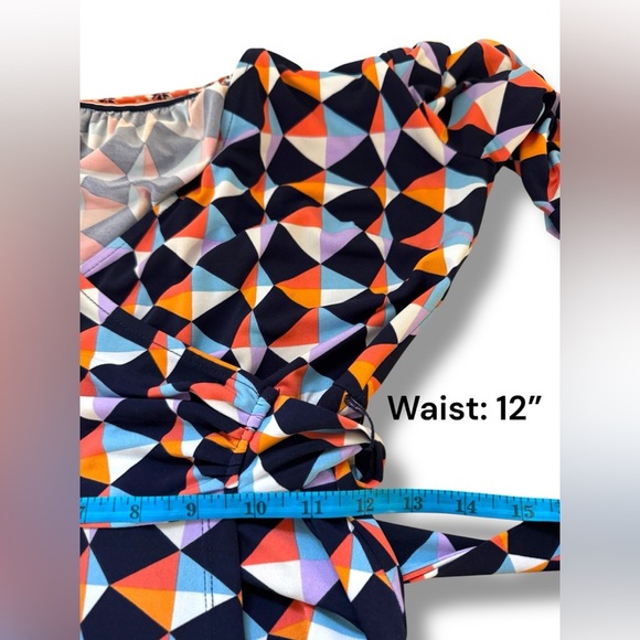 Donna‎ Morgan Size 2 Colorful Geometric Wrap Dress EUC - Picture 5 of 6